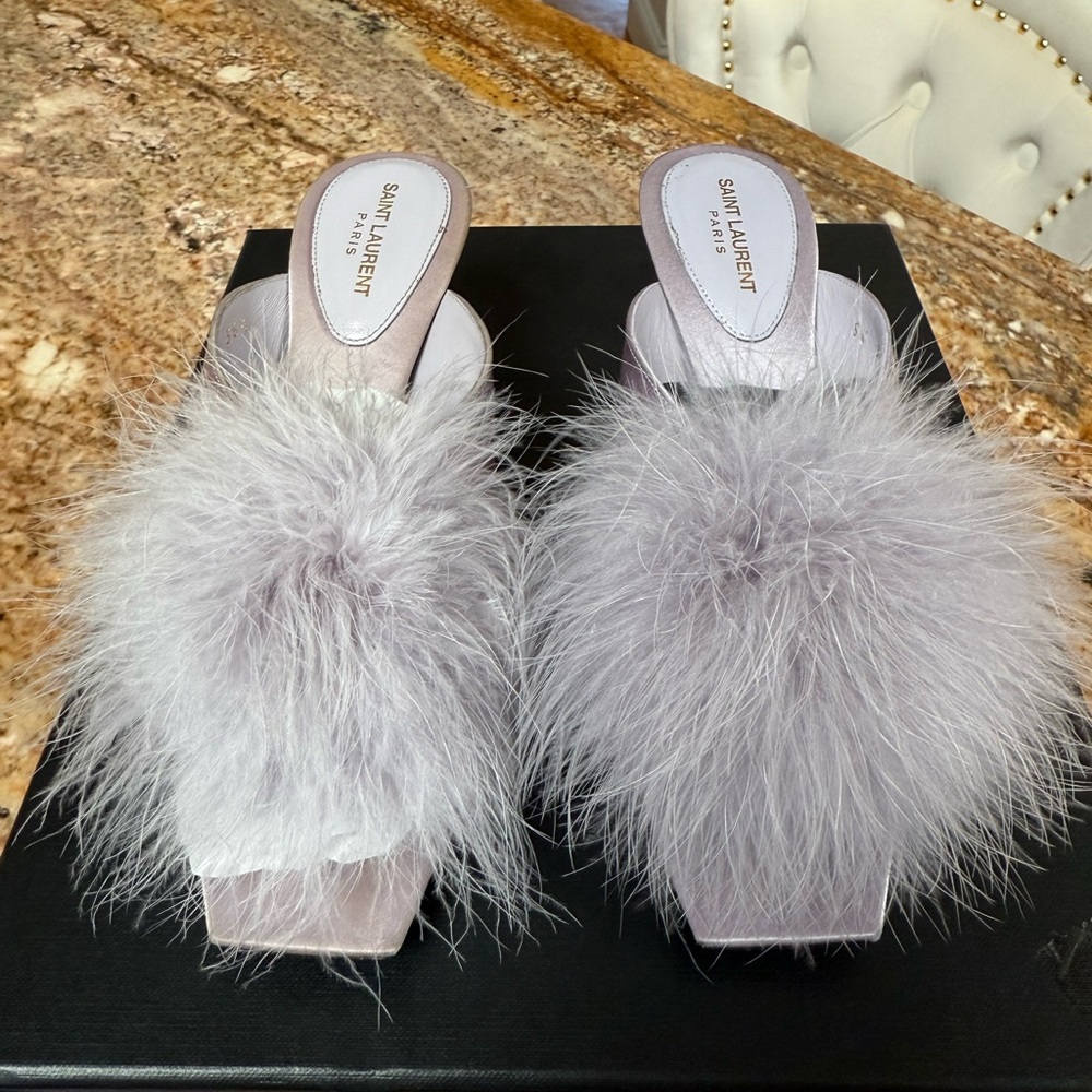 Saint Laurent
Saint Laurent Mae Slip-On Mules